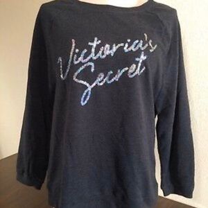 Victoria’s Secret 3/4 sleeve top - medium